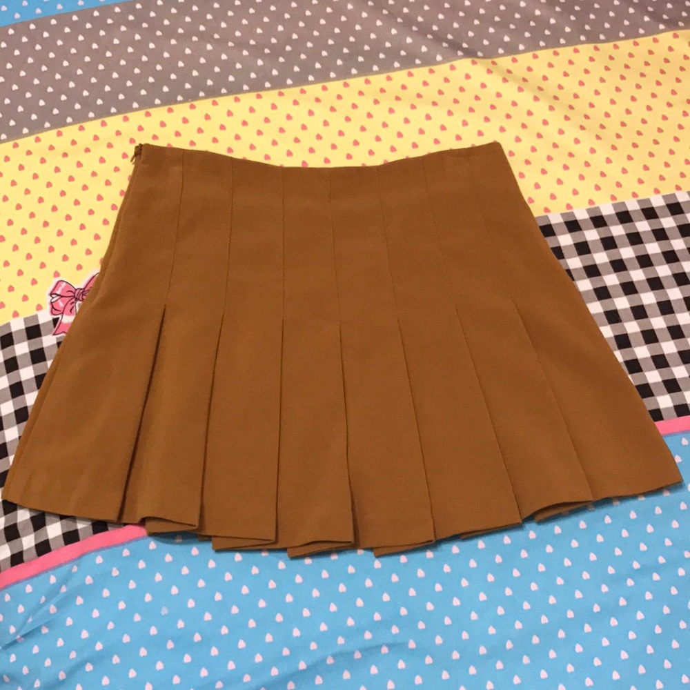 F21 Mustard Pleated Skirt